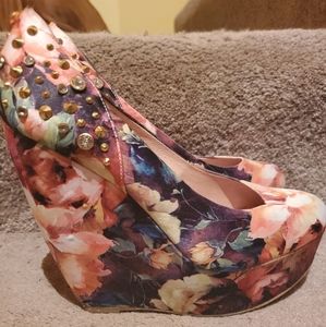 Platform wedges. Used
